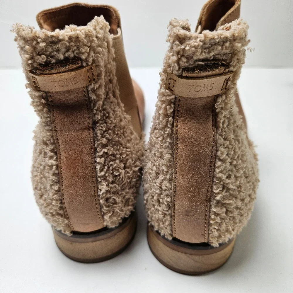 Toms Sherpa Heel Booties Women's 8.5 Tan Leather Ankle Boots‎